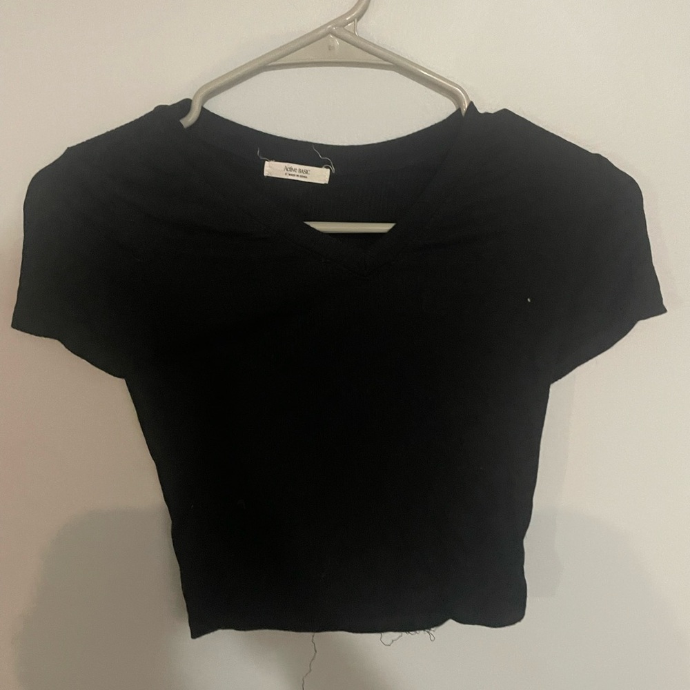 Black v neck top